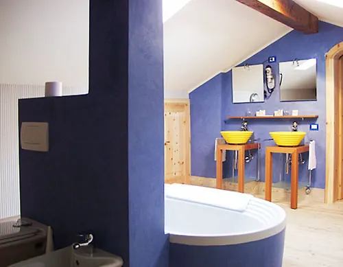 La Locanda Del Notaio Pellio Intelvi Hotel