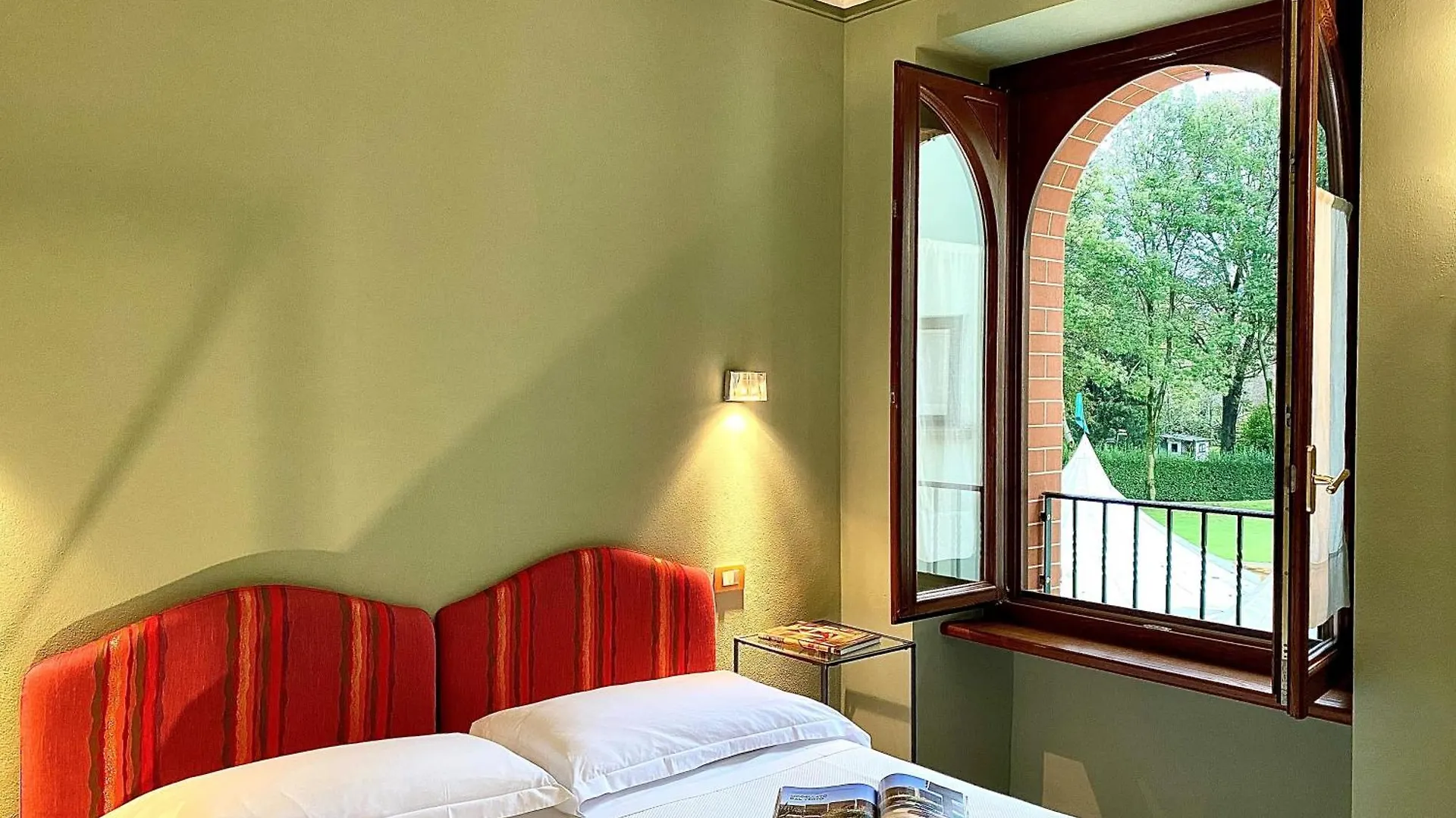 **** Hotel La Locanda Del Notaio Pellio Intelvi Italy
