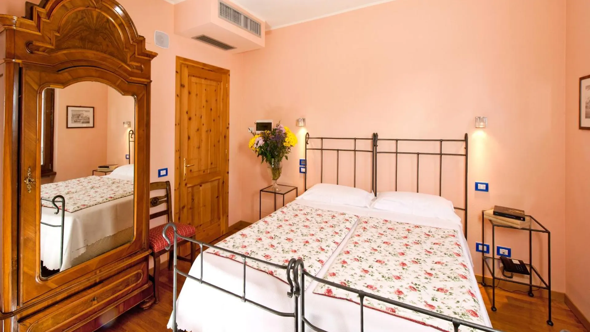 **** Otel La Locanda Del Notaio Pellio Intelvi İtalya