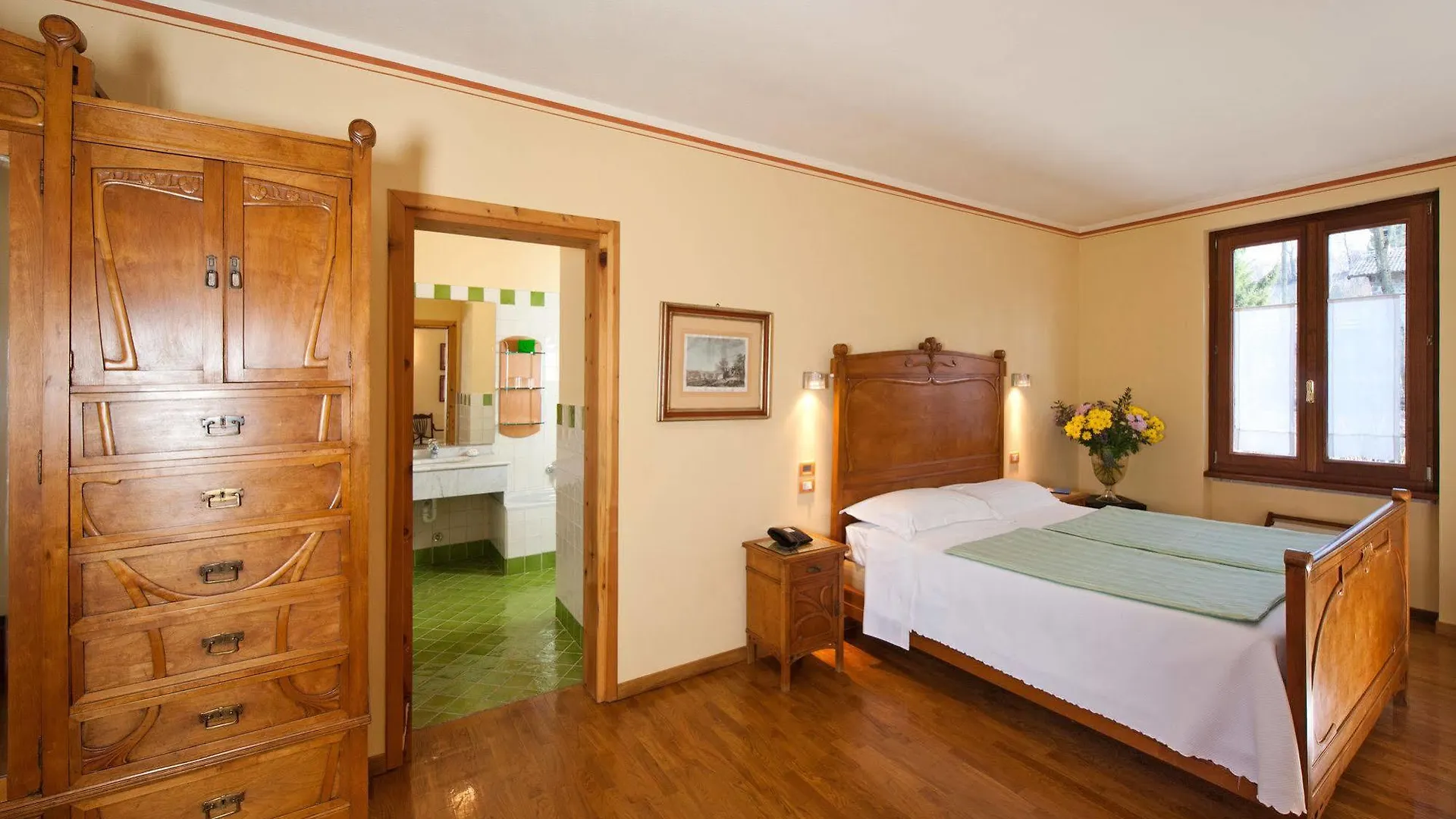 **** Otel La Locanda Del Notaio Pellio Intelvi İtalya